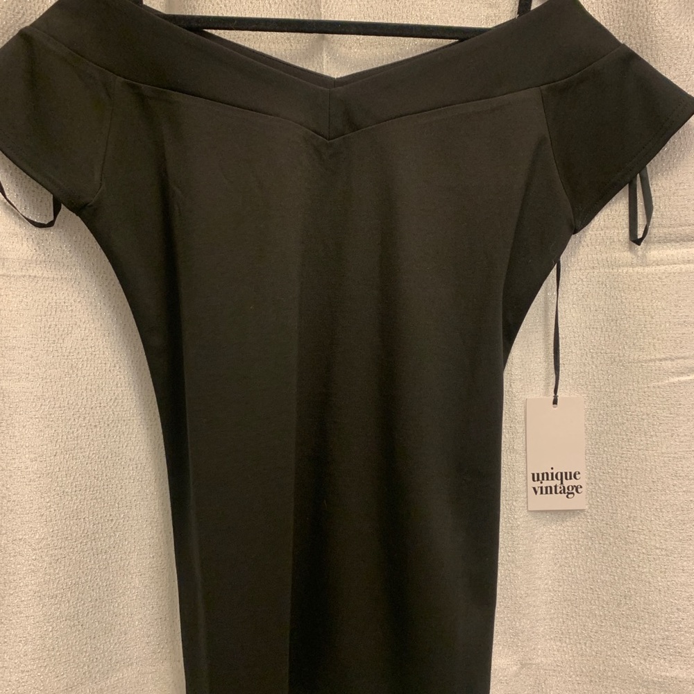 NWT Unique Vintage Black blouse